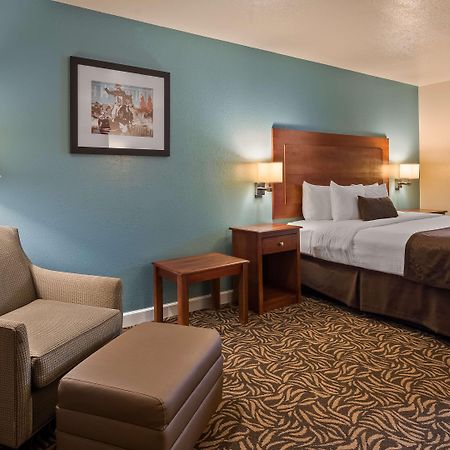 Best Western Regency Inn & Suites Gonzales Extérieur photo